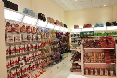 1479706605309816.jpg 样板店货架-6.JPG